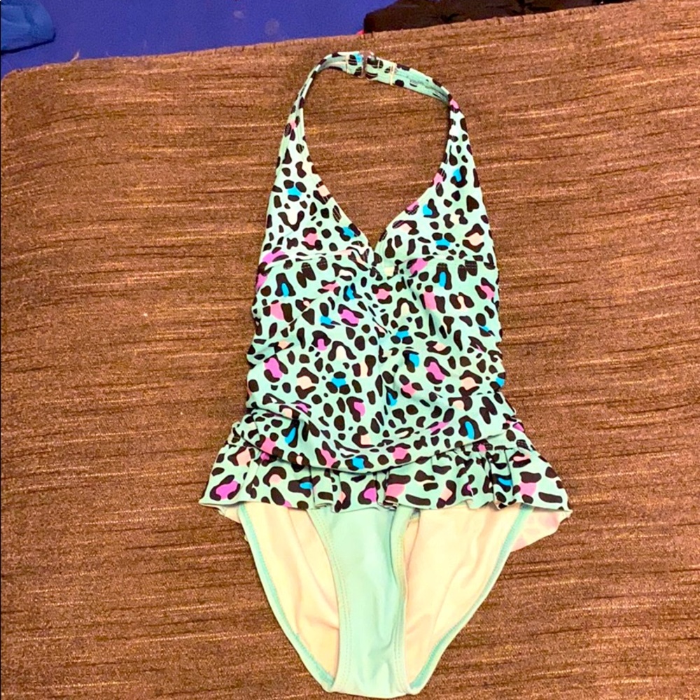 Bathing suit